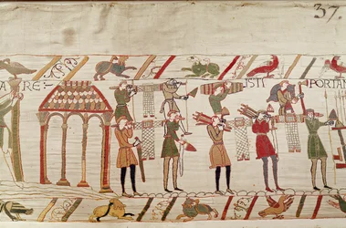 Normandos llevan armas a los barcos, Tapiz de Bayeux